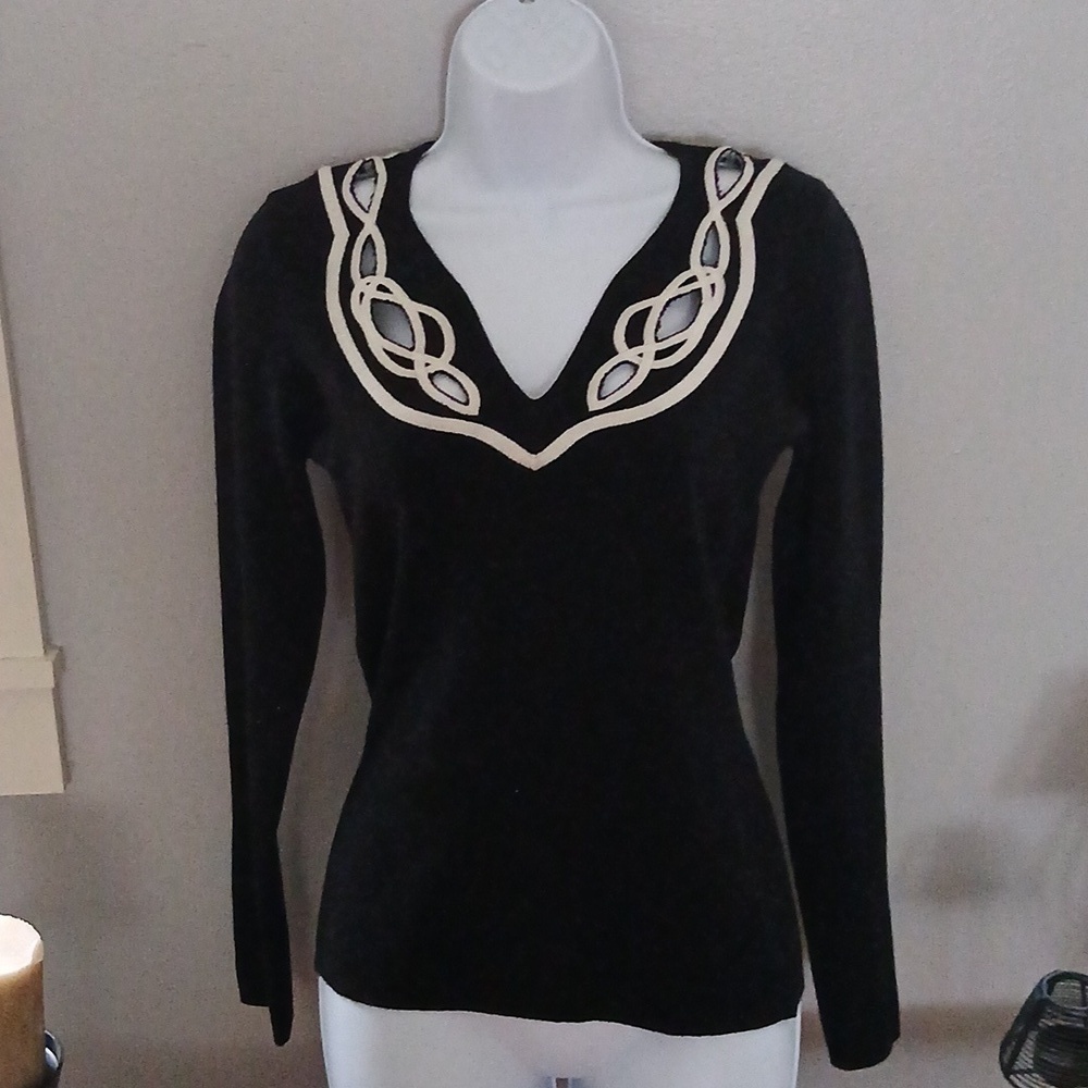 Women's RED black/white cut out applique sweater. Size S.